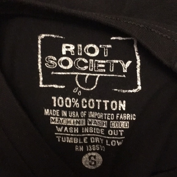 Shirt - Picture 2 of 2